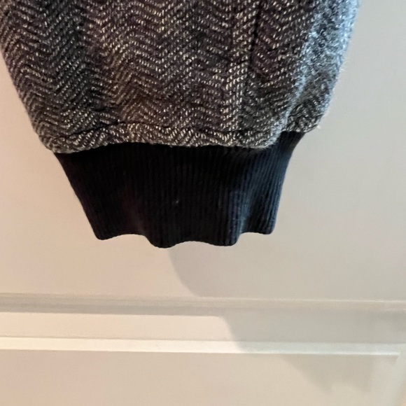 Under armor men’s joggers. Excellent condition - Picture 5 of 5